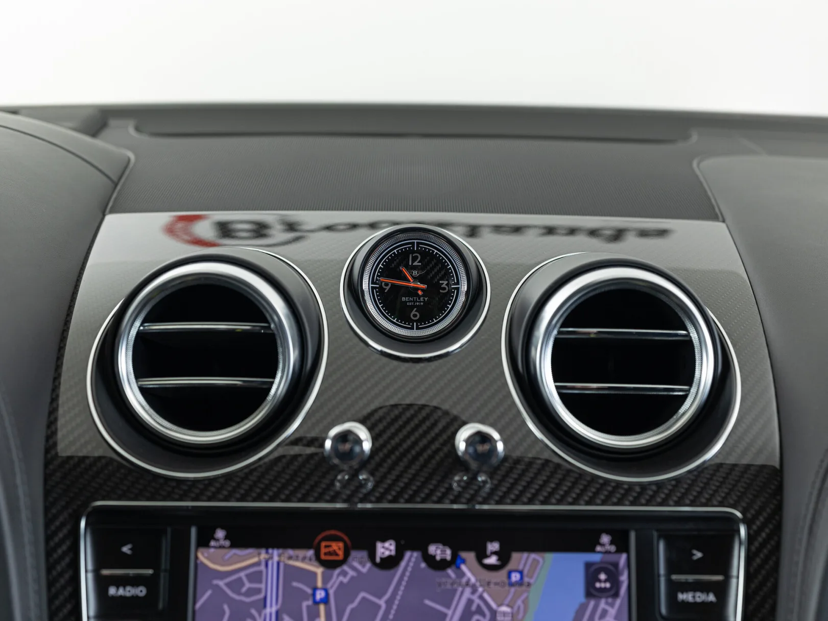 Bentley Bentayga Individual I, 2019 — экстерьер, фото 20