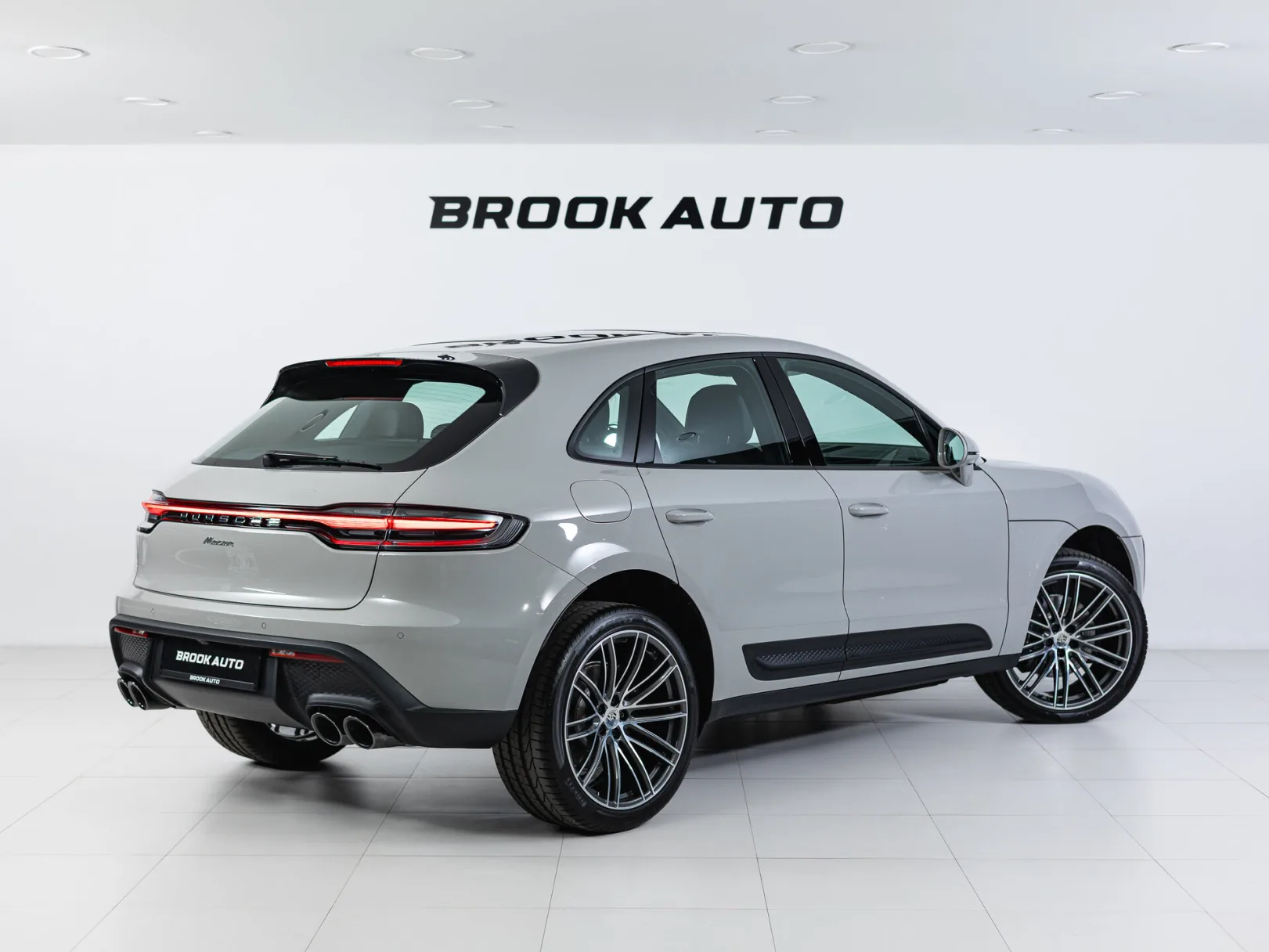Porsche Macan Базовая I Рестайлинг 2, 2025 — экстерьер, фото 4