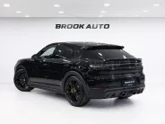 Porsche Cayenne Turbo GT III Рестайлинг, 2025 — экстерьер, фото 6