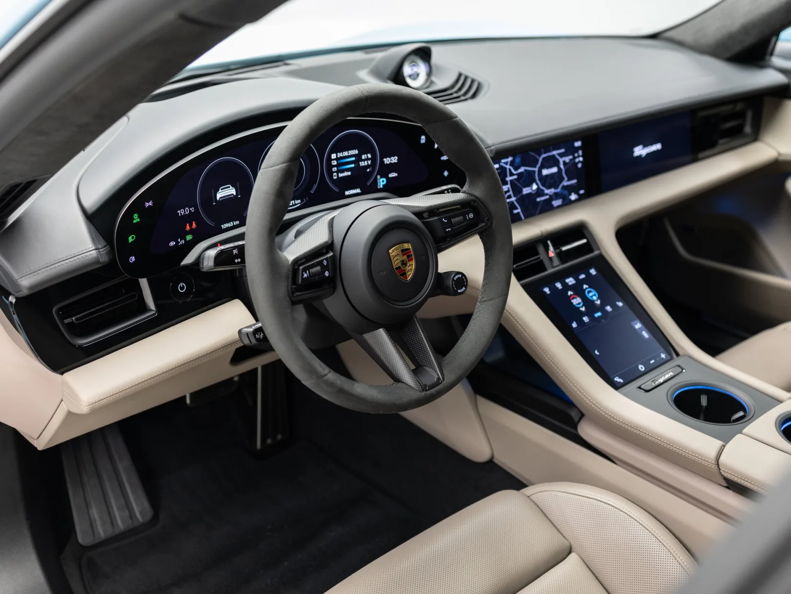 Porsche Taycan Turbo I, 2021 — экстерьер, фото 11
