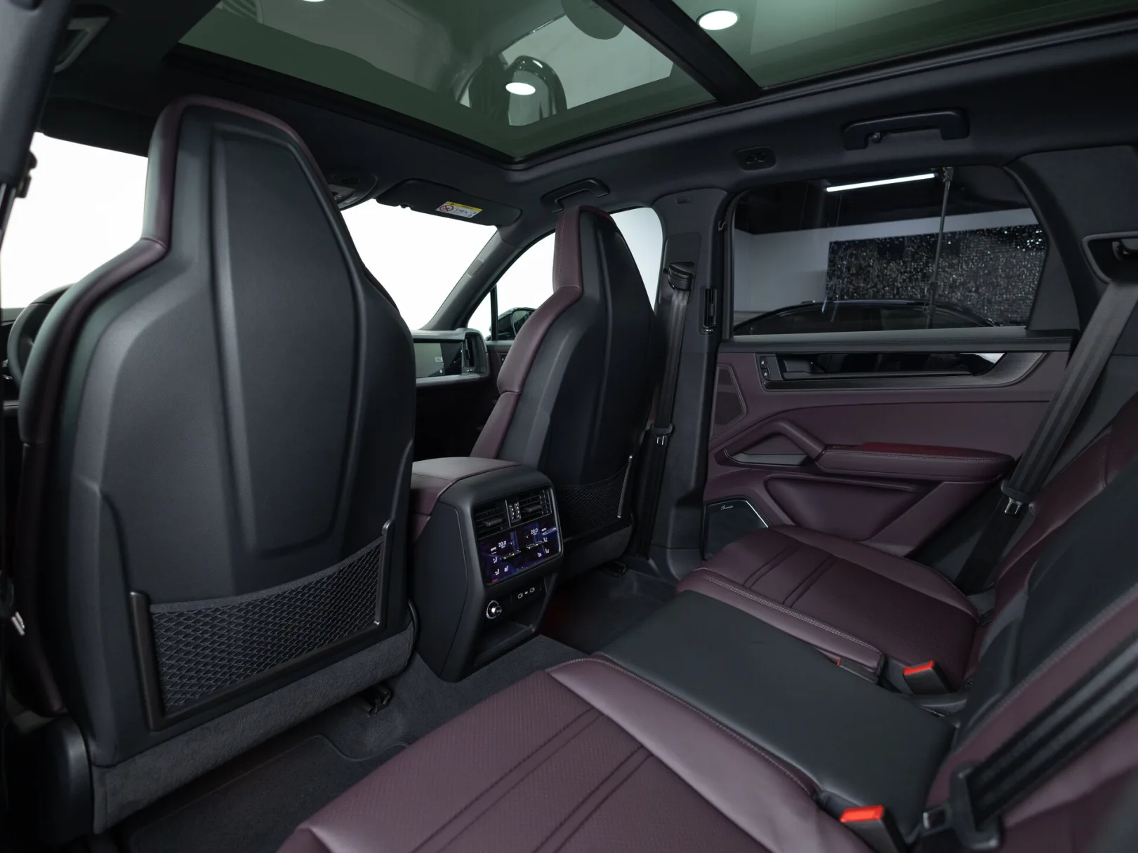 Porsche Cayenne Базовая III Рестайлинг, 2025 — экстерьер, фото 28