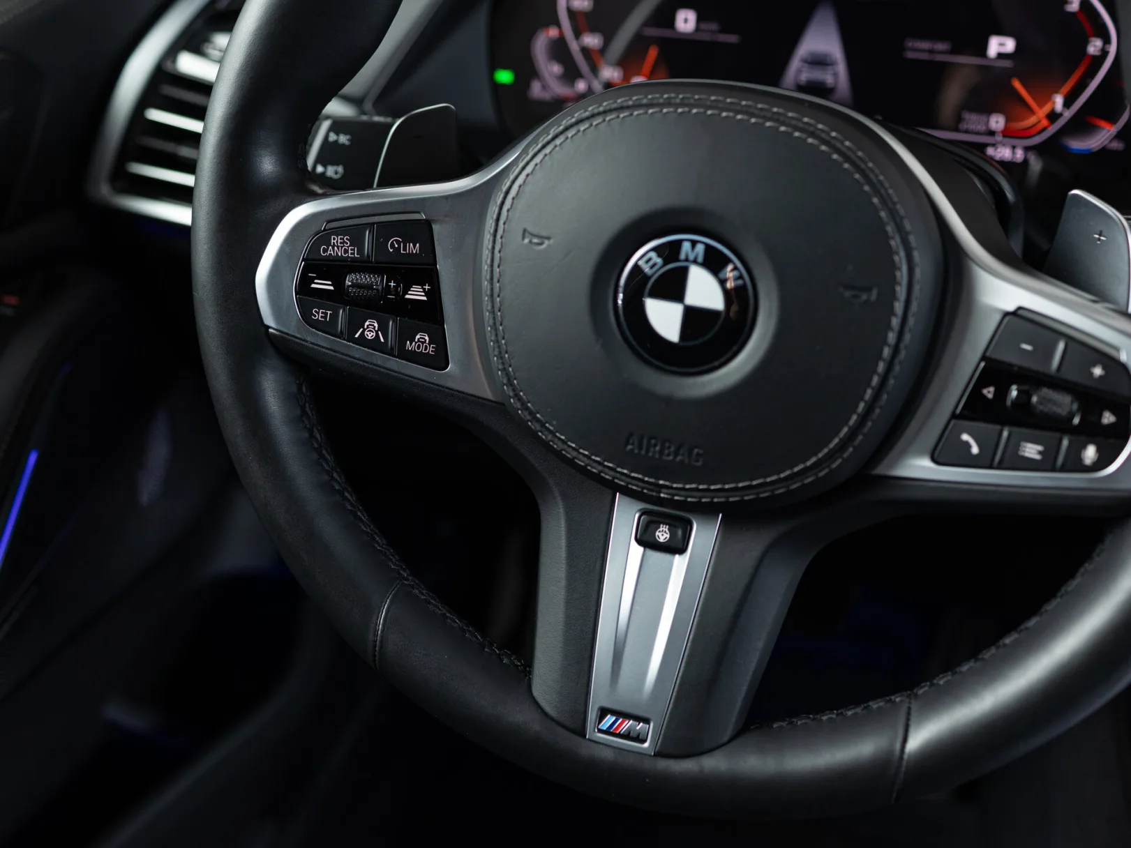 BMW X5 M50d IV (G05/G18), 2020 — экстерьер, фото 17