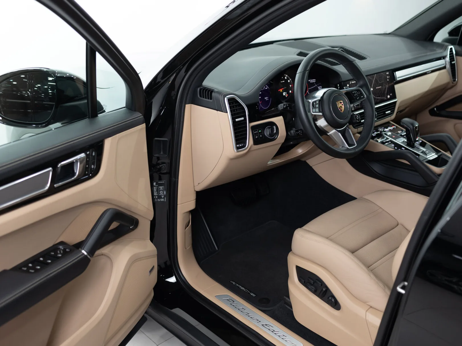 Porsche Cayenne Platinum Edition III, 2023 — экстерьер, фото 7