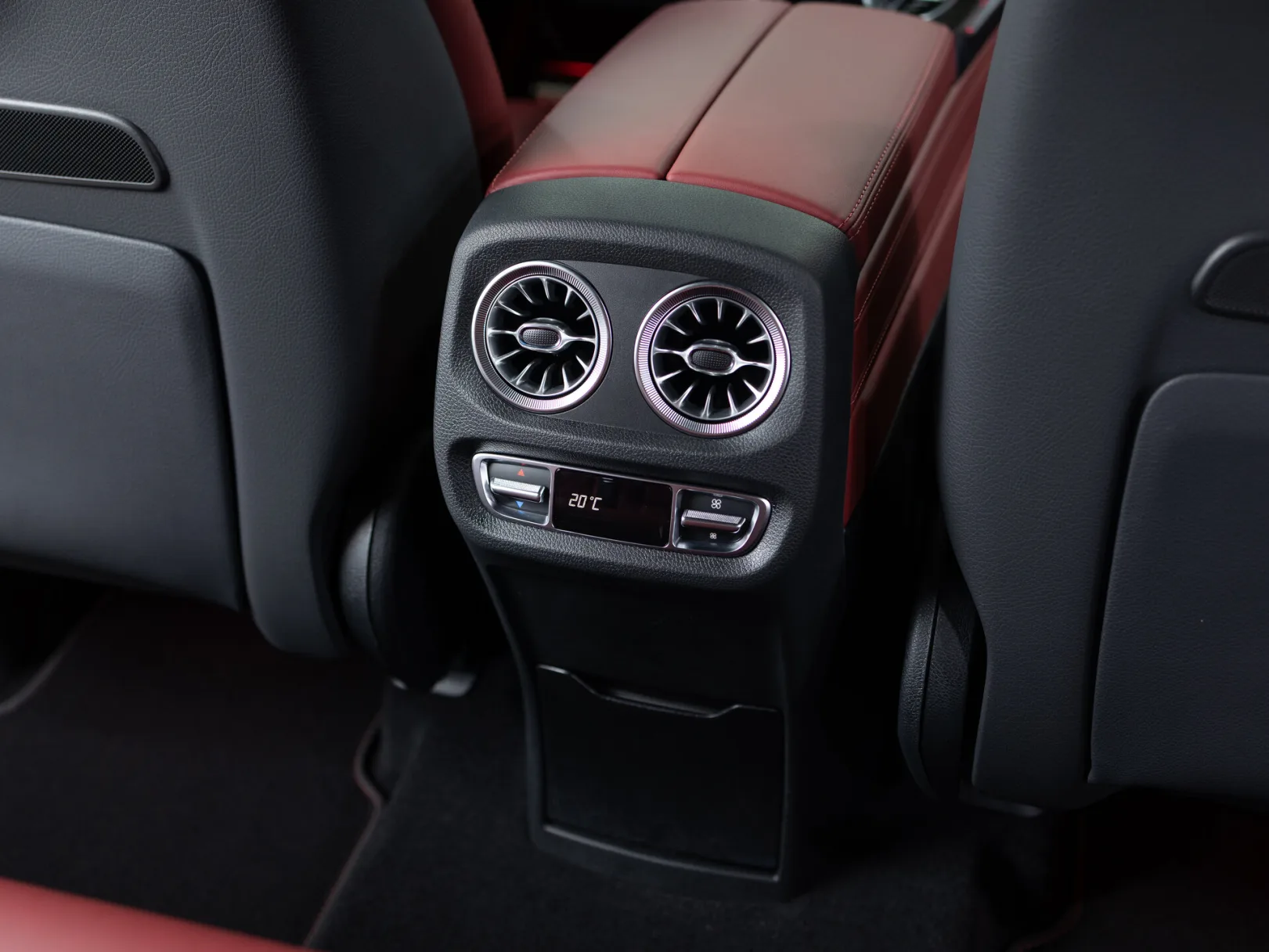 Mercedes-Benz G-Класс AMG G 63 II (W463), 2023 — экстерьер, фото 32