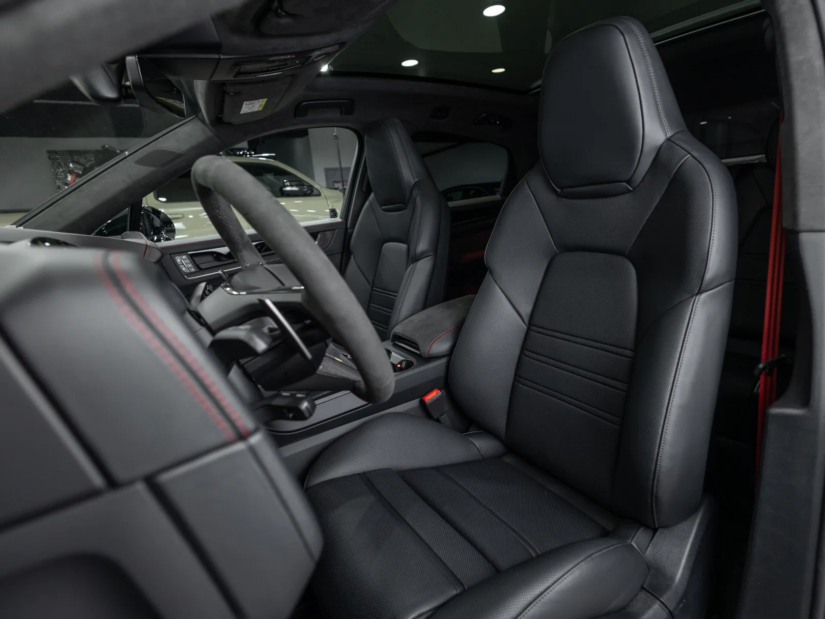 Porsche Cayenne GTS Coupé III Рестайлинг, 2026 — экстерьер, фото 11
