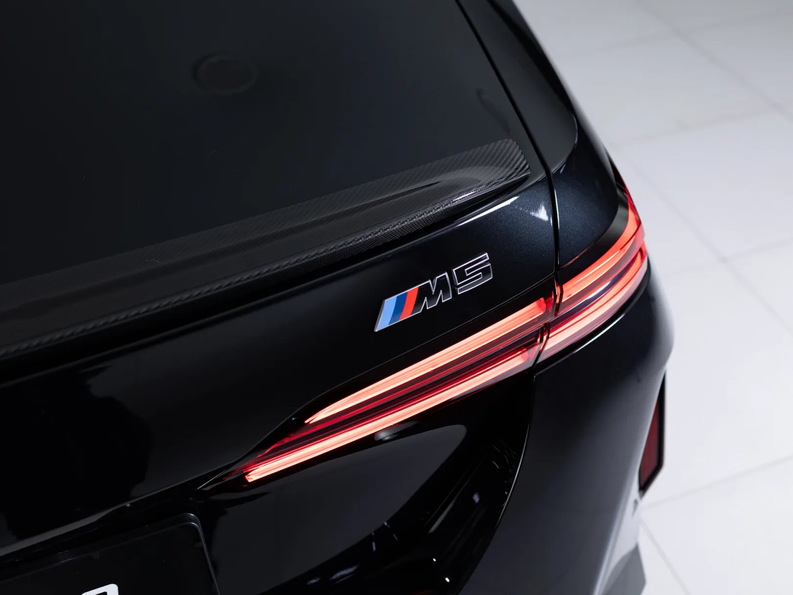 BMW M5 VII (G90), 2025 — экстерьер, фото 40