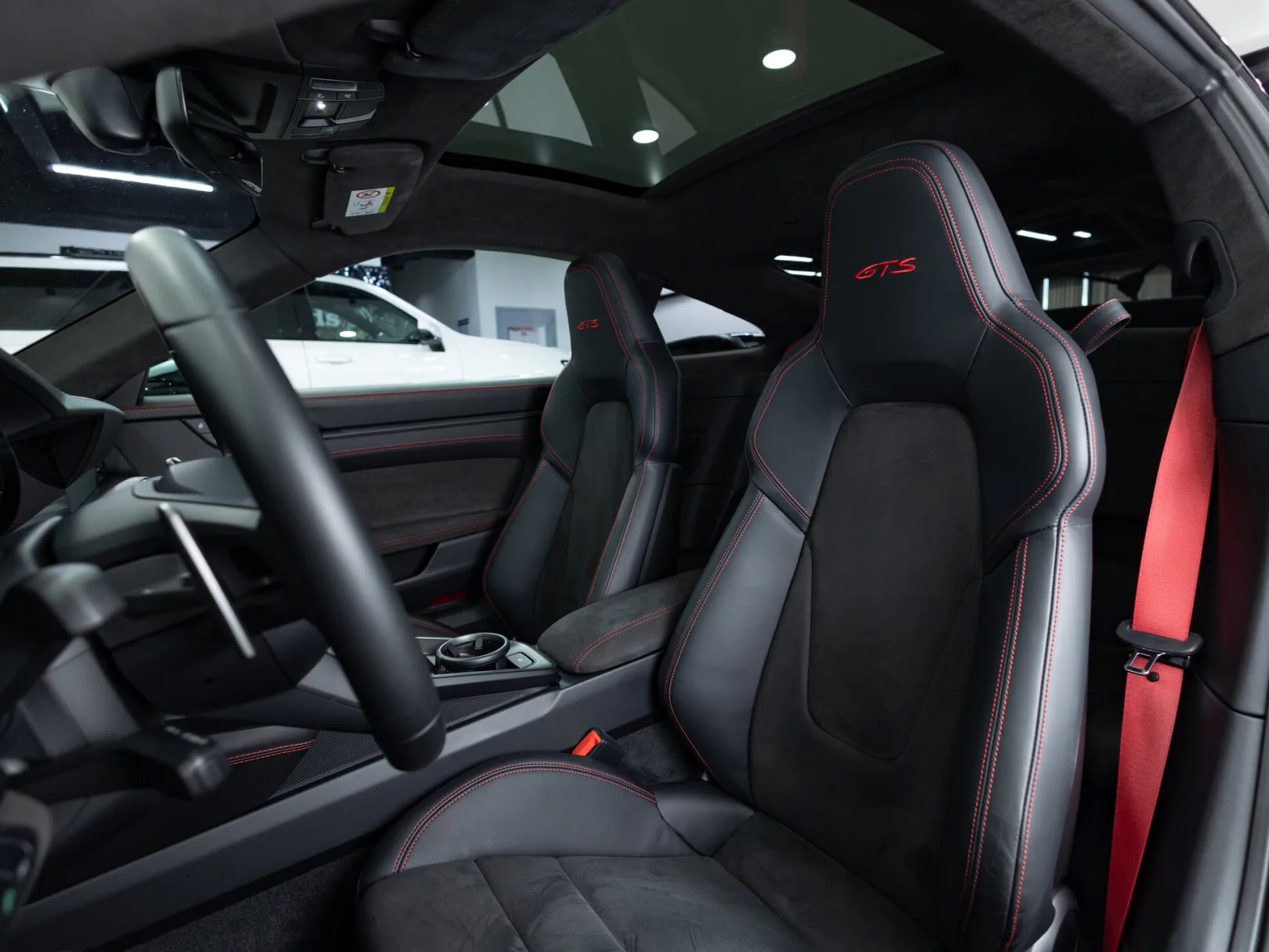 Porsche 911 Carrera 4 GTS VIII (992), 2021 — экстерьер, фото 10