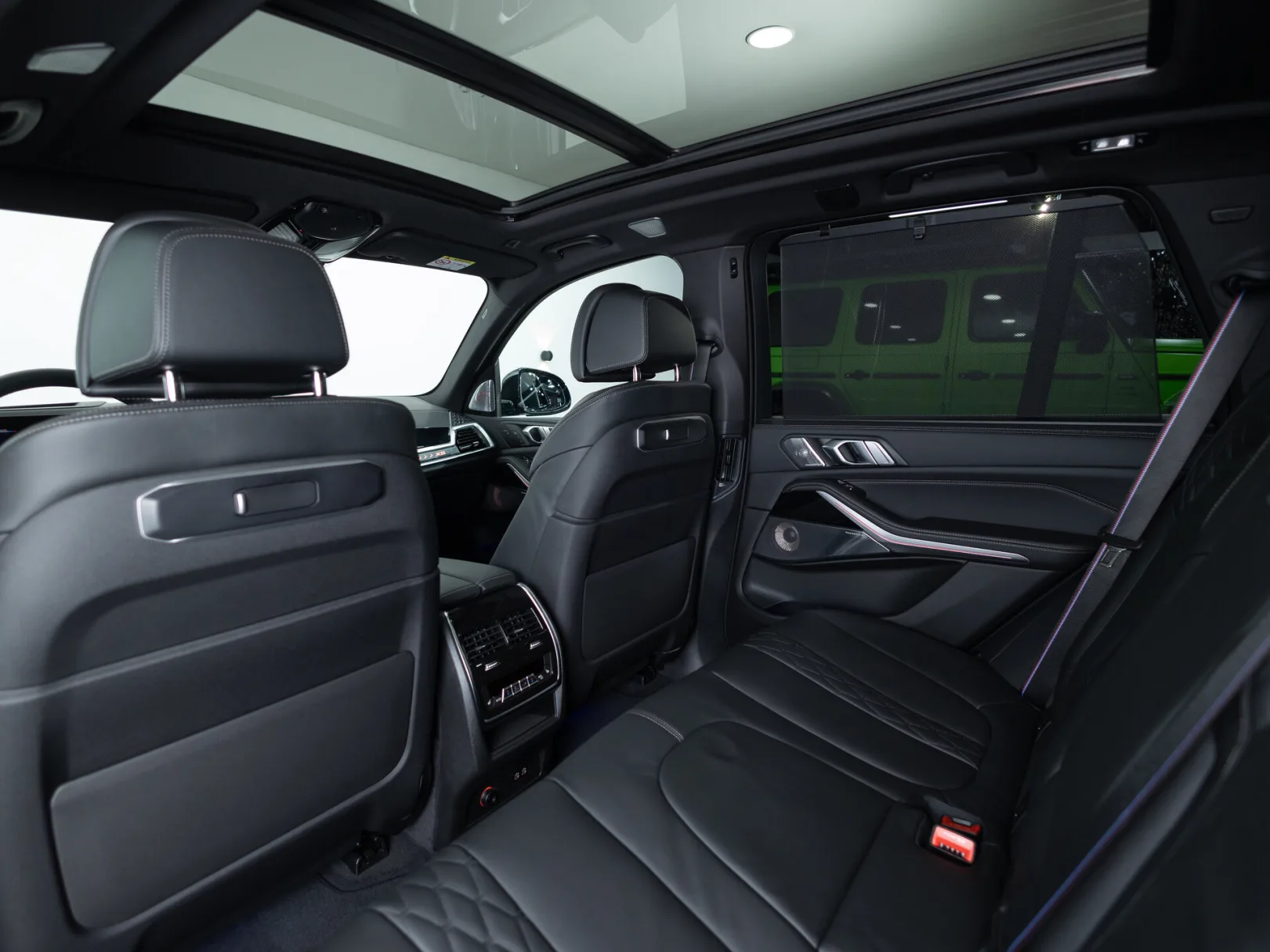BMW X5 xDrive50e M Sport Pro IV (G05/G18) Рестайлинг, 2024 — экстерьер, фото 26