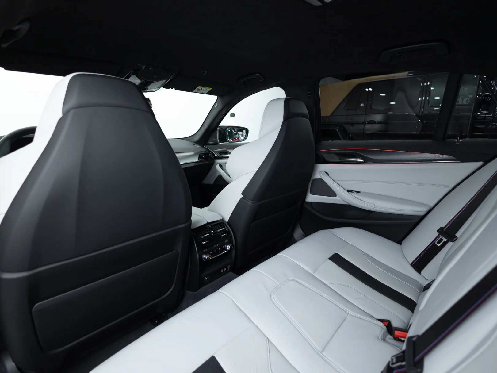 BMW M5 Competition VI (F90) Рестайлинг, 2023 — экстерьер, фото 25
