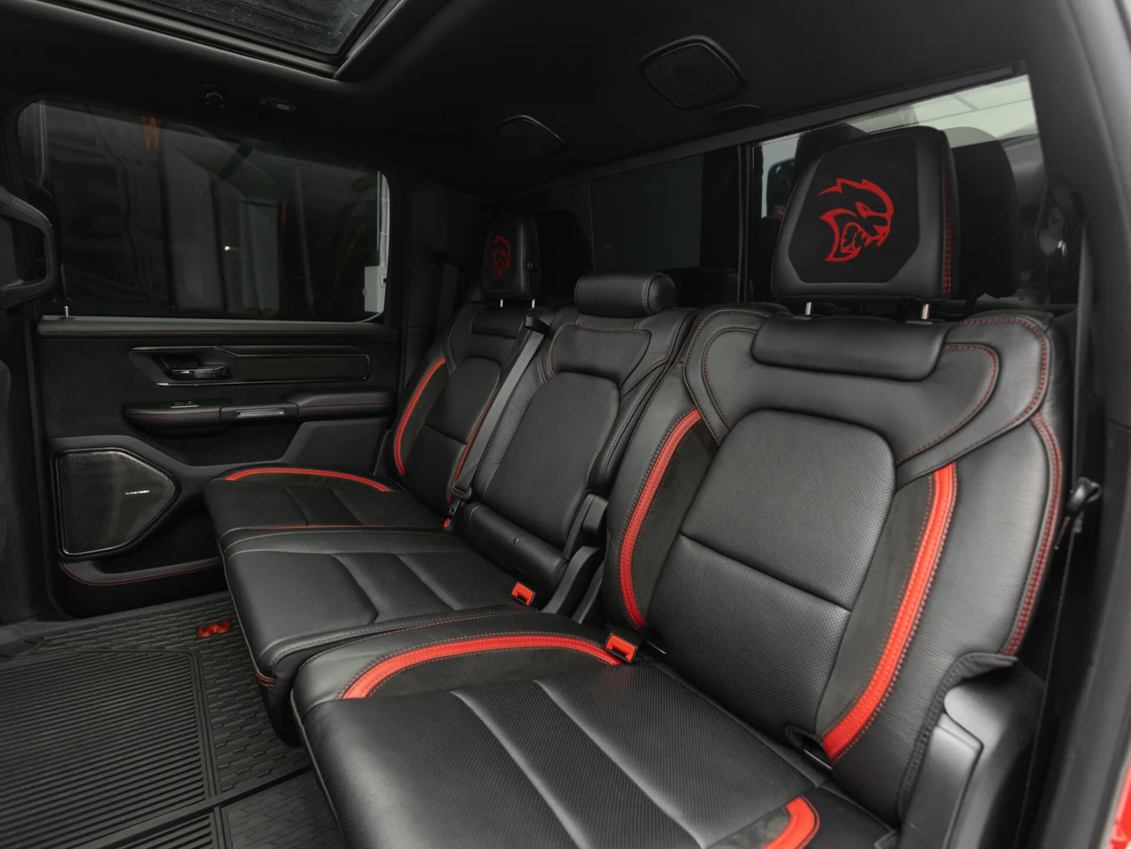 Ram 1500 TRX V, 2023 — экстерьер, фото 30