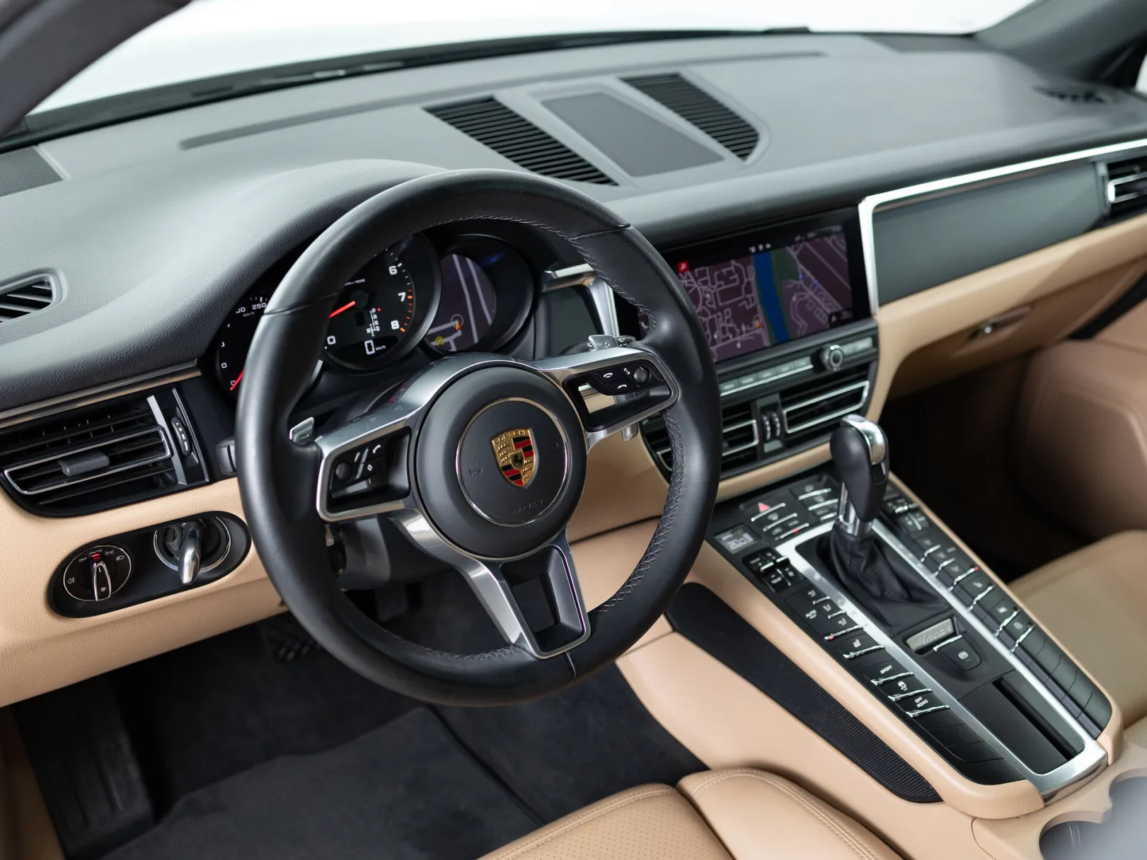 Porsche Macan I Рестайлинг, 2021 — экстерьер, фото 9