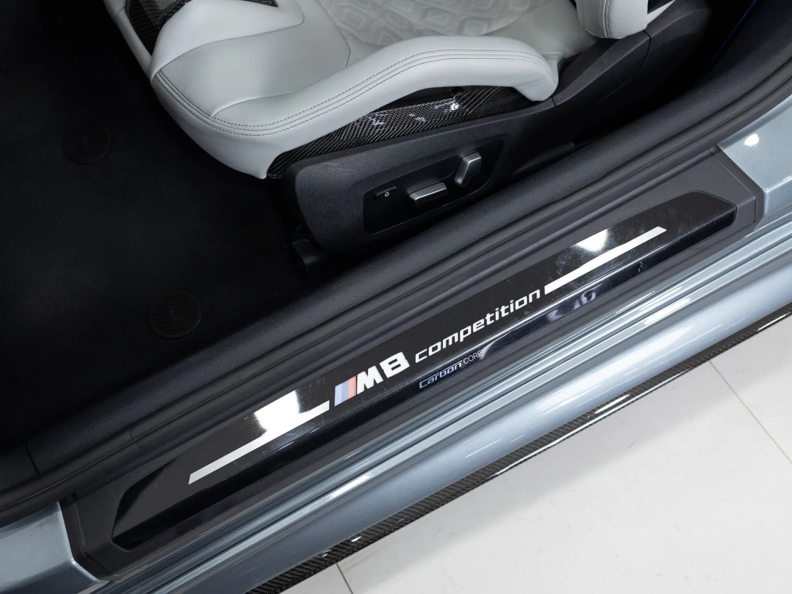 BMW M8 Competition I (F91/F92/F93), 2021 — экстерьер, фото 11