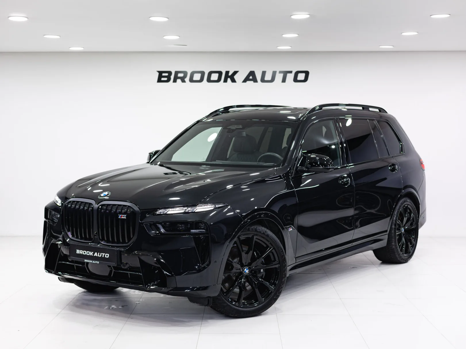 BMW X7 M60i xDrive Sport Pro I (G07) Рестайлинг, 2025 — экстерьер, фото 1