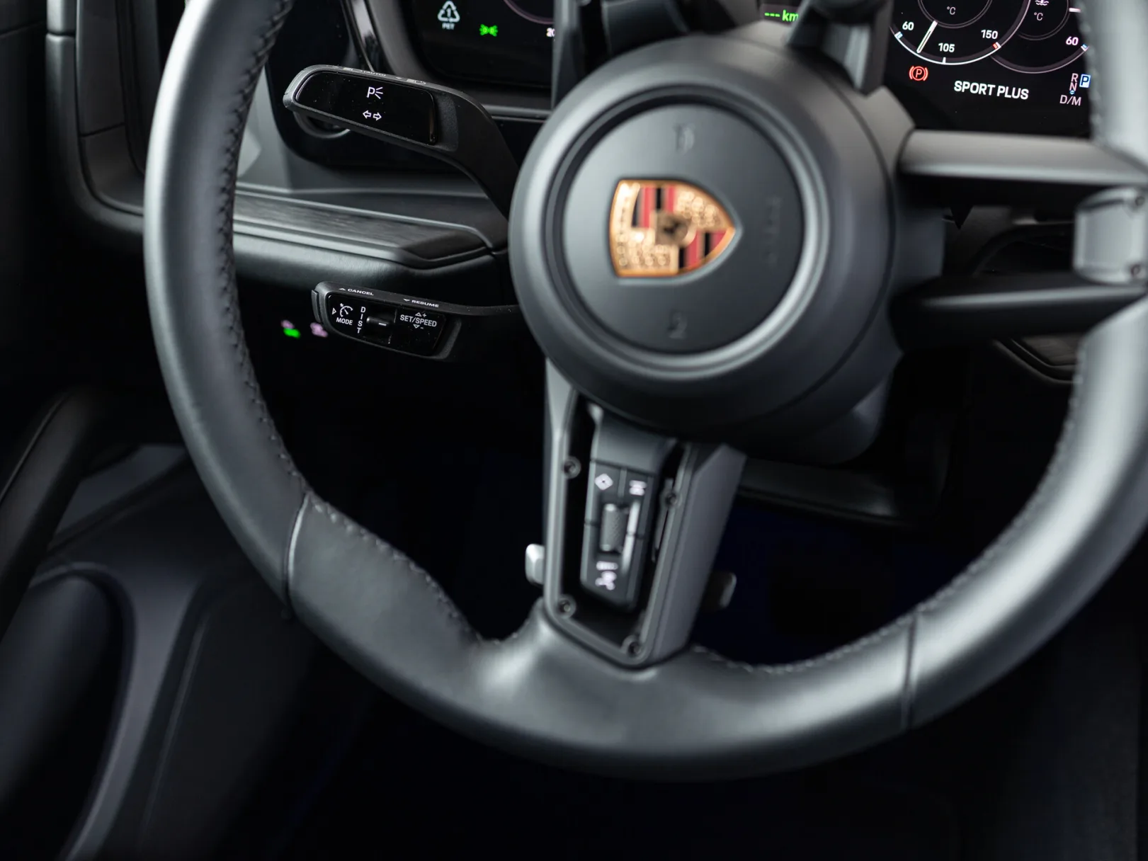 Porsche Cayenne E-Hybrid III Рестайлинг, 2026 — экстерьер, фото 16