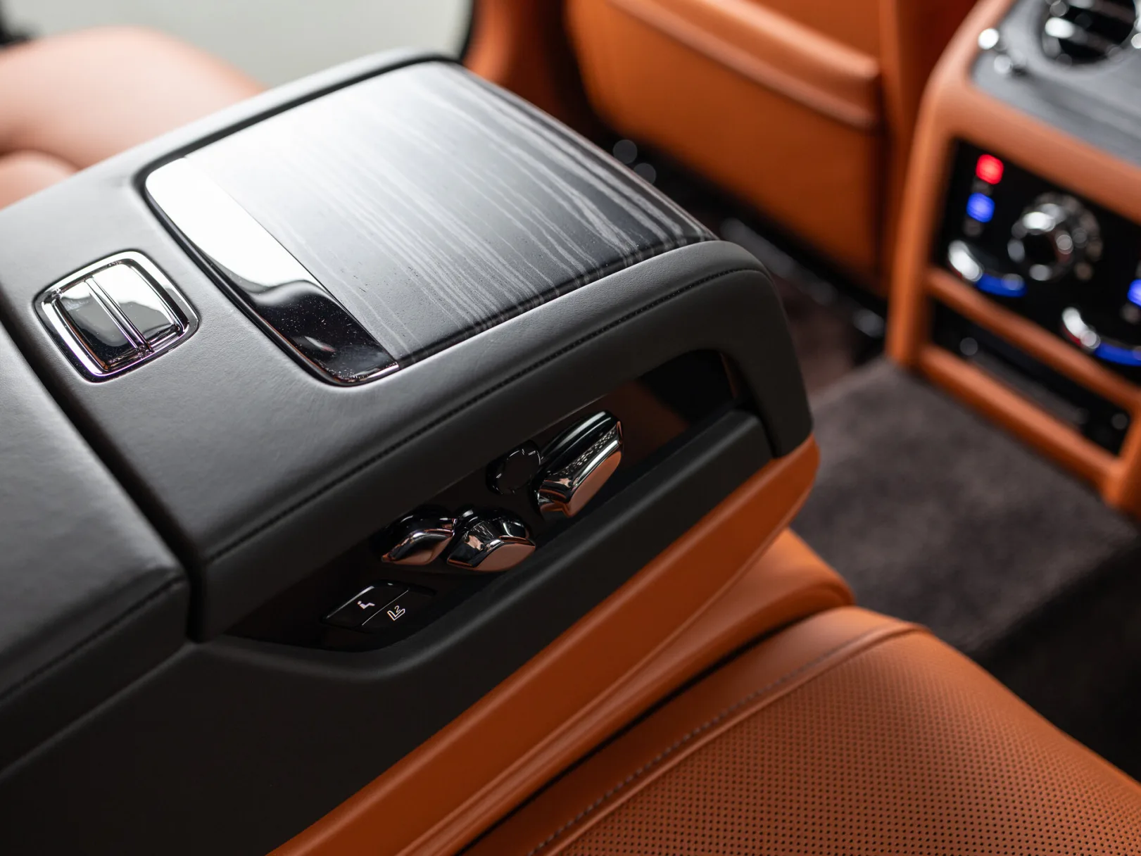 Rolls-Royce Ghost Individual II (Series I), 2021 — экстерьер, фото 33