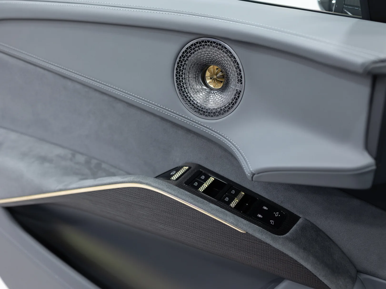 Lotus Eletre R+ I, 2023 — экстерьер, фото 14