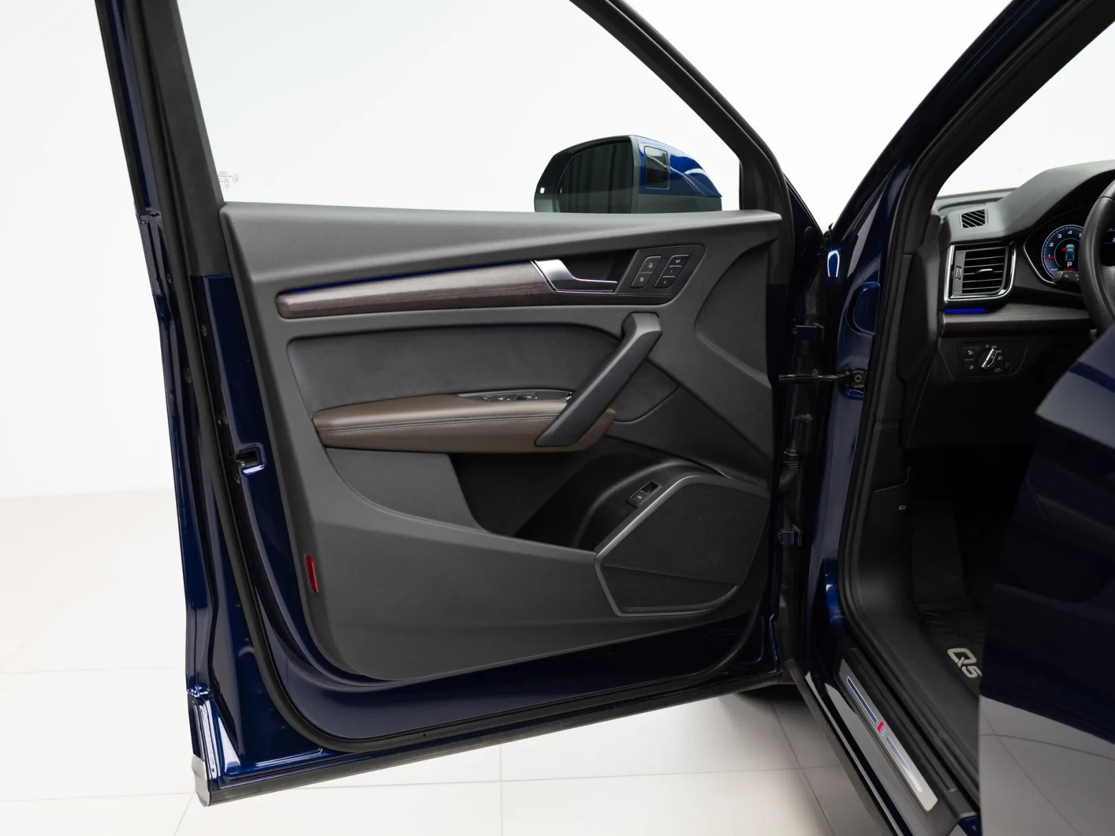 Audi Q5 Sportback Design 45 TFSI quattro I (FY), 2022 — экстерьер, фото 8
