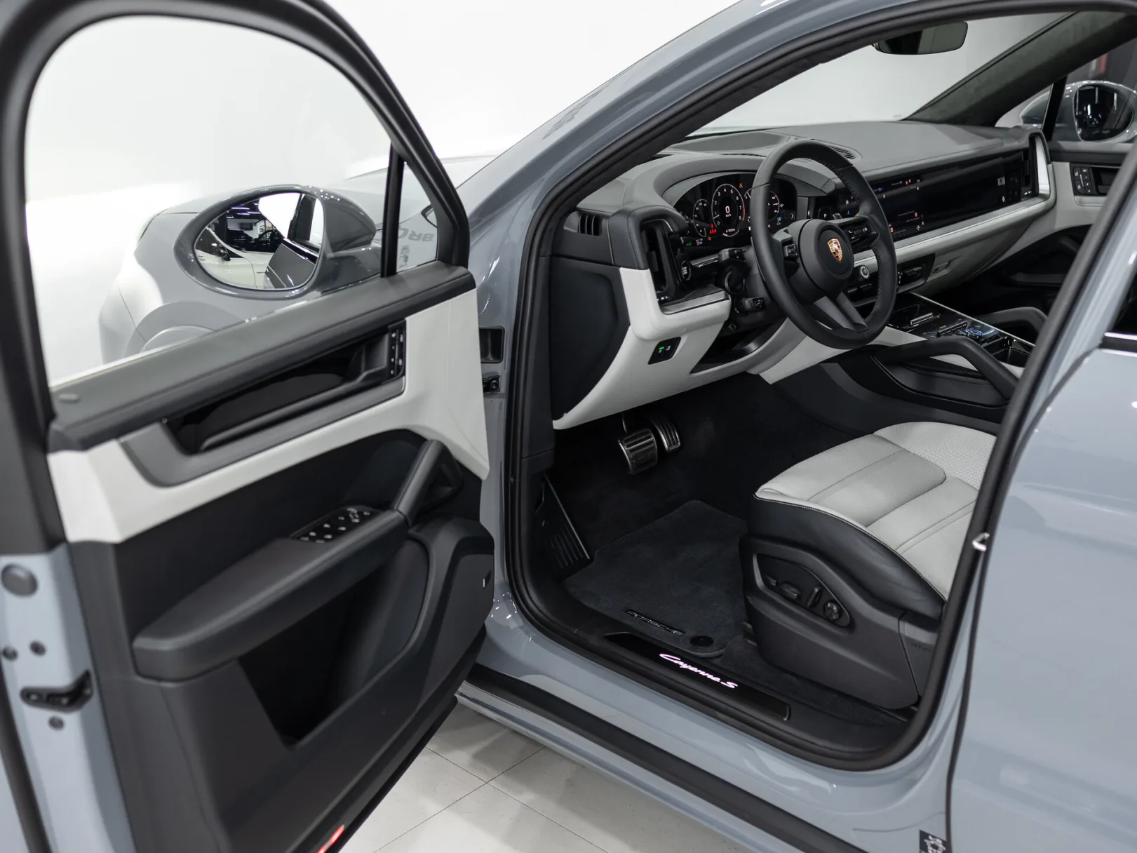 Porsche Cayenne S Coupé III Рестайлинг, 2026 — экстерьер, фото 7