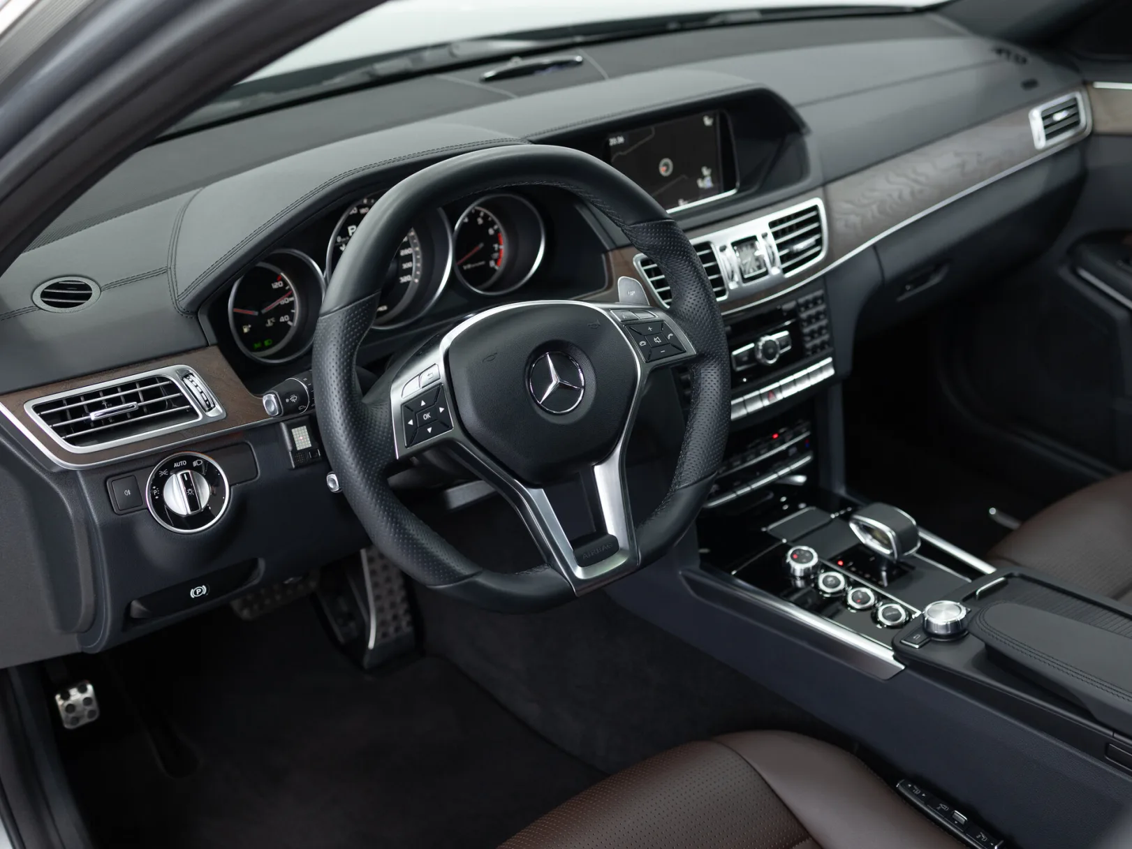 Mercedes-Benz E-Класс AMG E 63 AMG 4MATIC IV (W212, S212) Рестайлинг, 2014 — экстерьер, фото 9