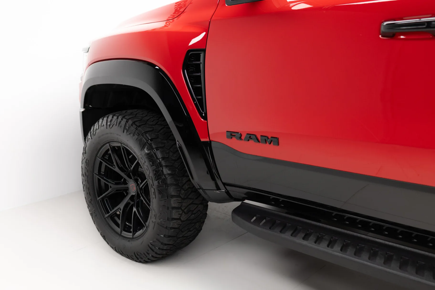 Ram 1500 TRX V, 2023 — экстерьер, фото 34