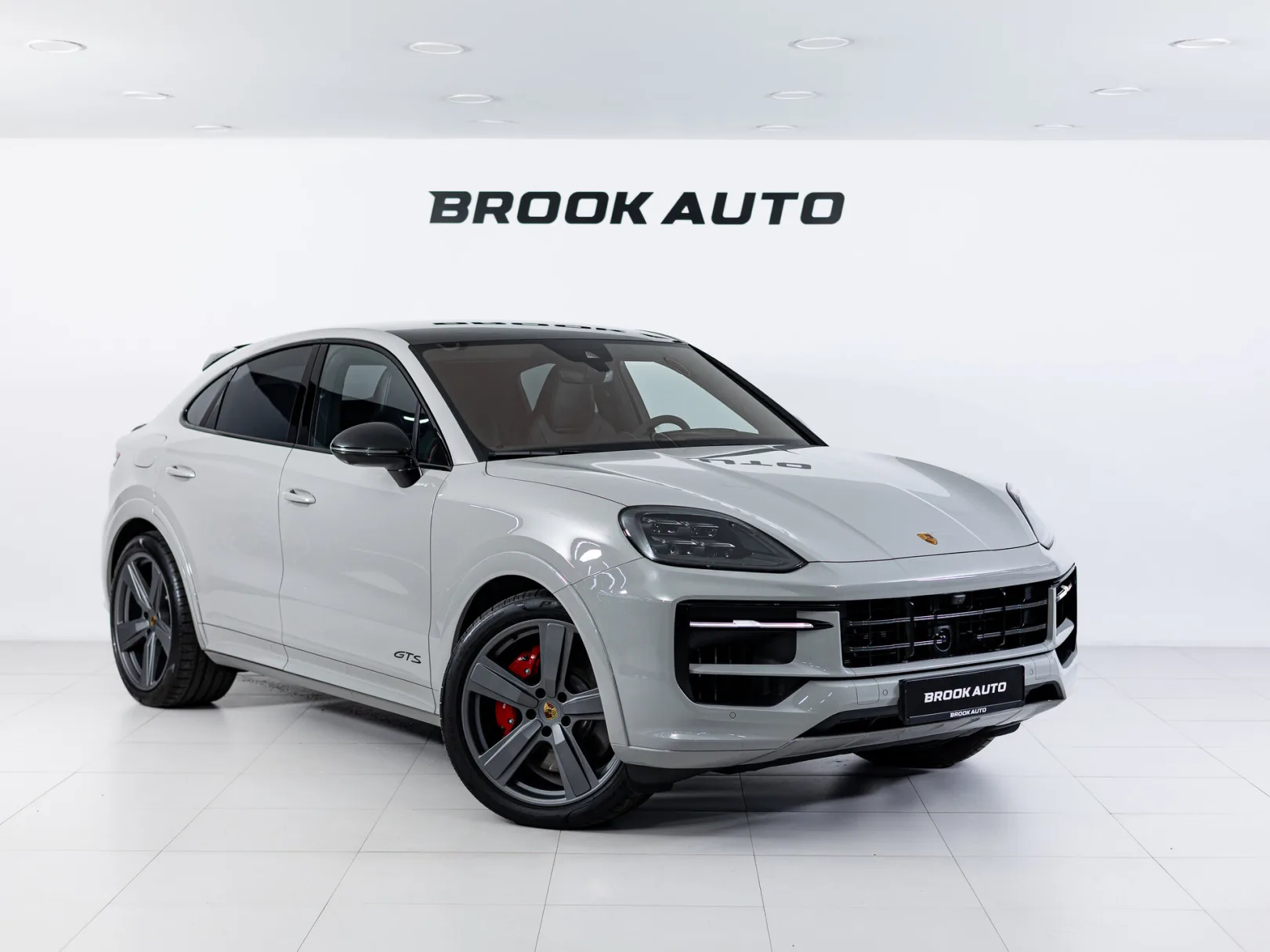 Porsche Cayenne GTS Coupé III Рестайлинг, 2025 — экстерьер, фото 3