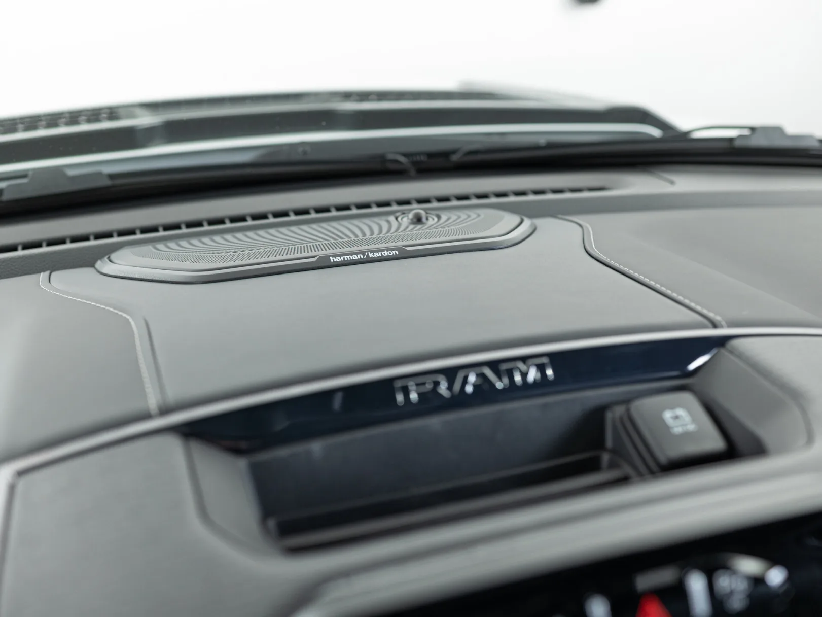Ram 1500 Limited V, 2022 — экстерьер, фото 23