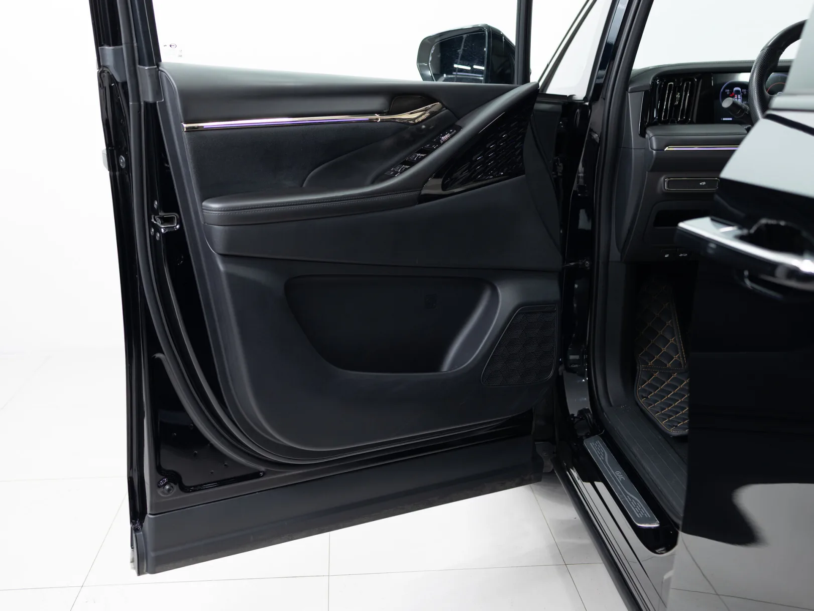 GAC M8 GX Premium I, 2024 — экстерьер, фото 8