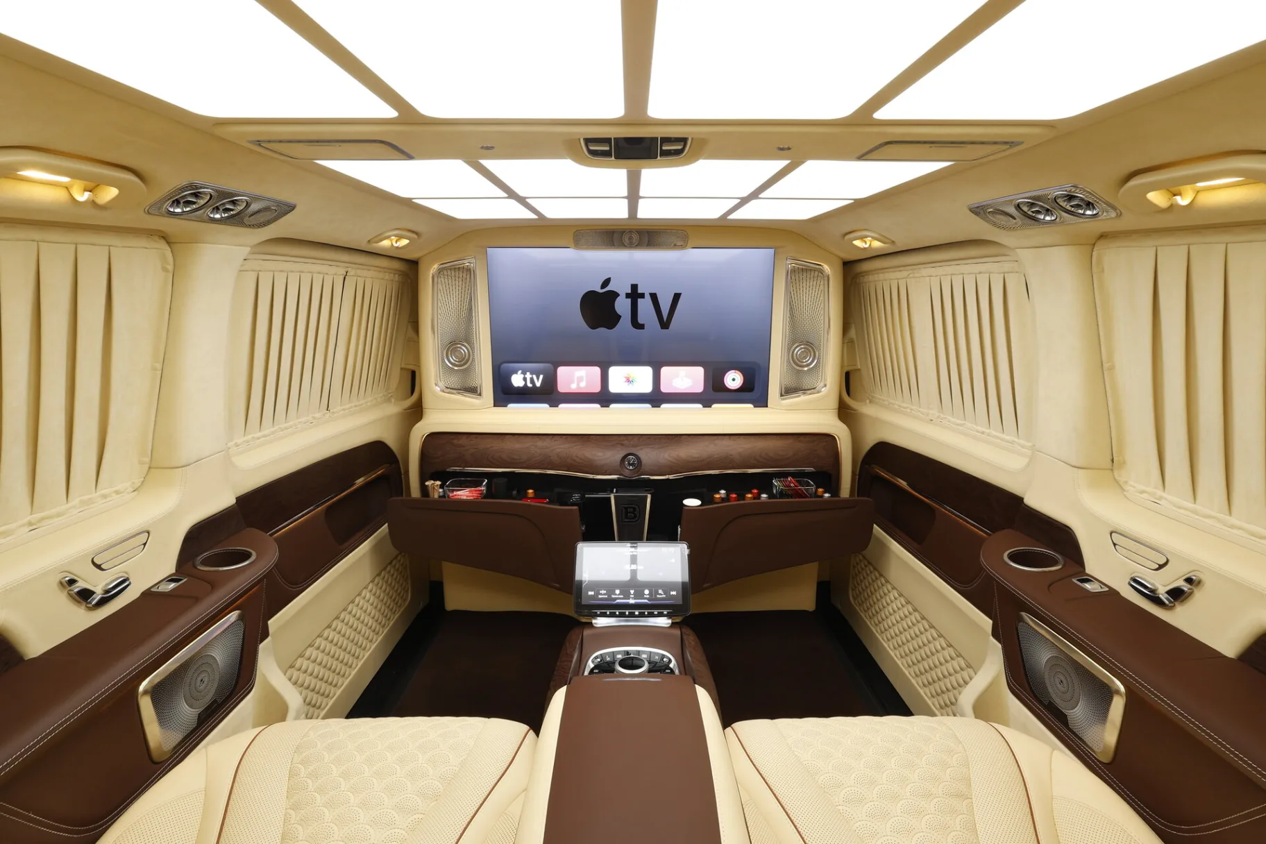 Mercedes-Benz V-Класс III (W447), 2017 — экстерьер, фото 32