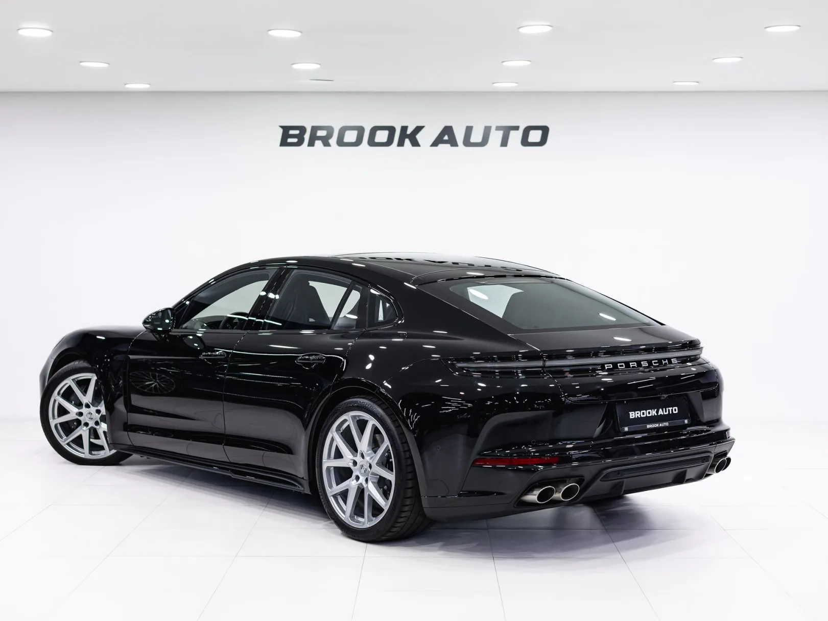 Porsche Panamera 4 III, 2024 — экстерьер, фото 6