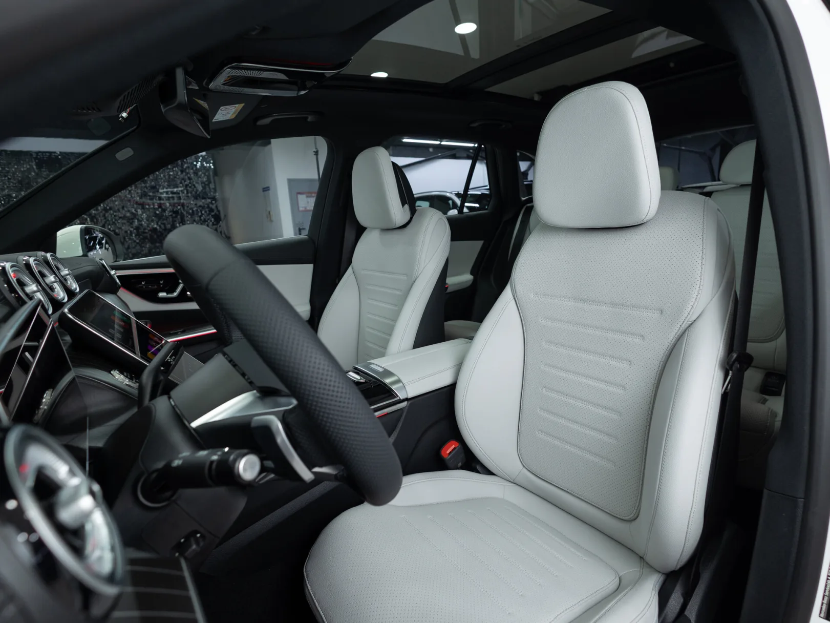 Mercedes-Benz GLC 300 4MATIC II (X254), 2025 — экстерьер, фото 11