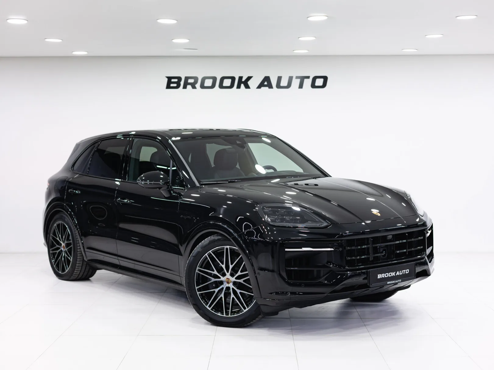 Porsche Cayenne E-Hybrid III Рестайлинг, 2026 — экстерьер, фото 3