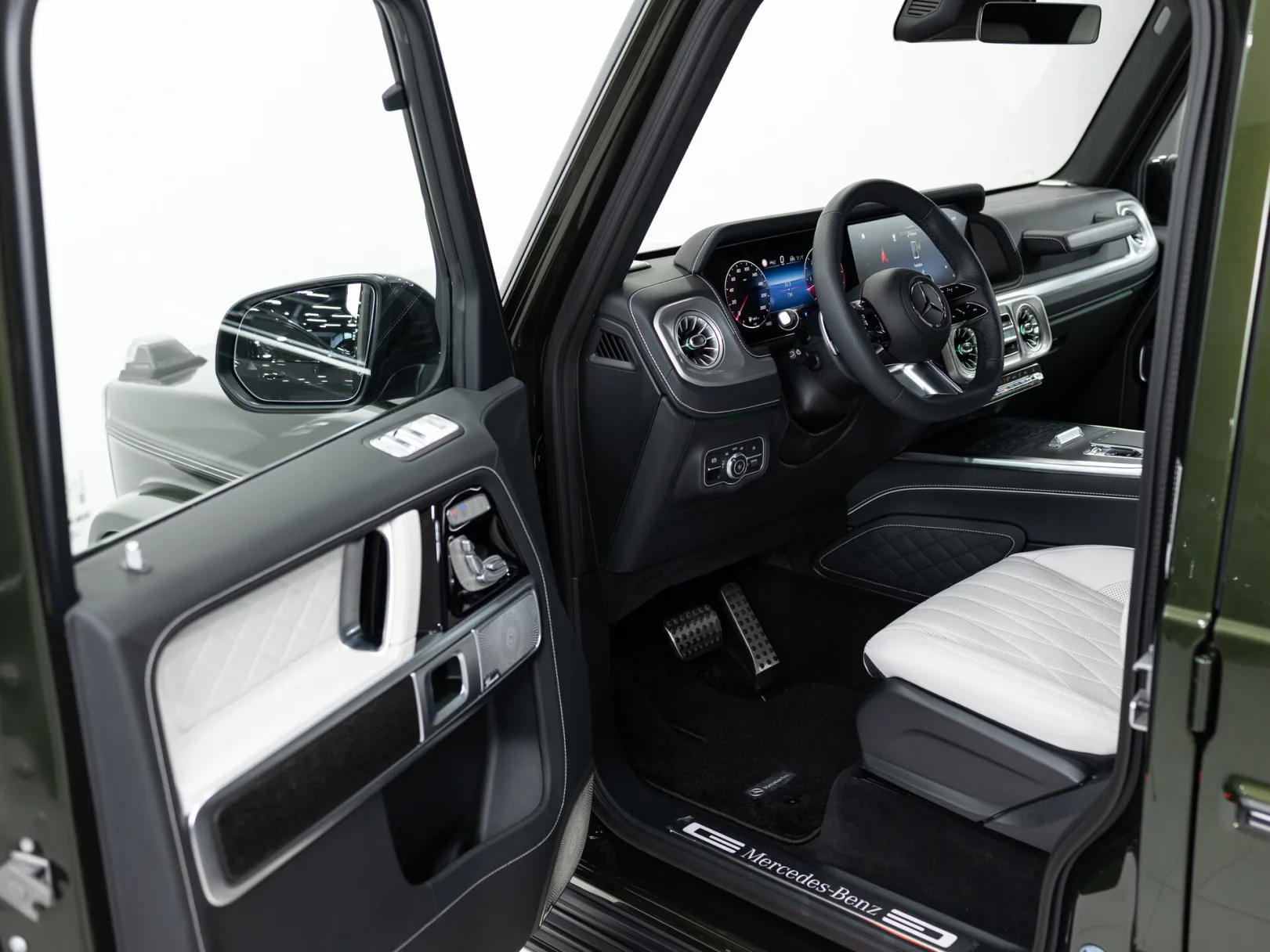 Mercedes-Benz G-Класс G 450 d AMG Line III (W465) Рестайлинг, 2025 — экстерьер, фото 7
