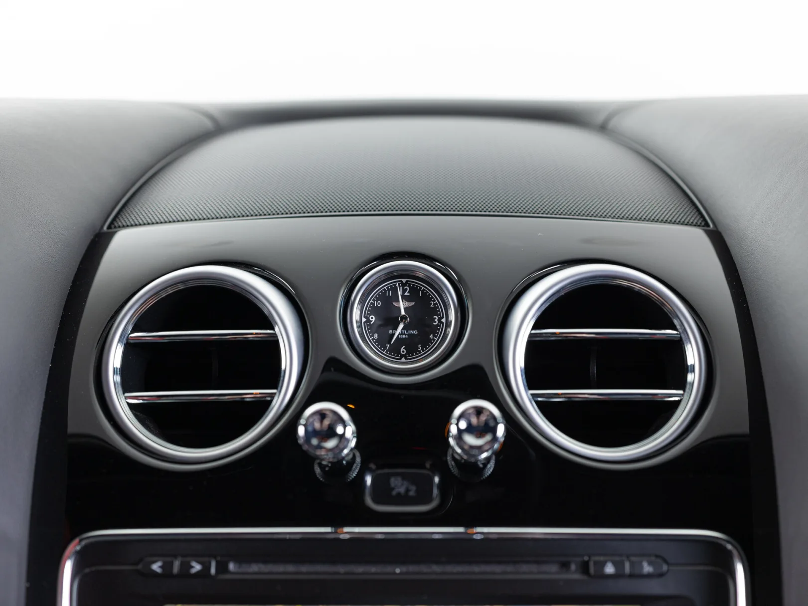 Bentley Flying Spur Individual II, 2017 — экстерьер, фото 17