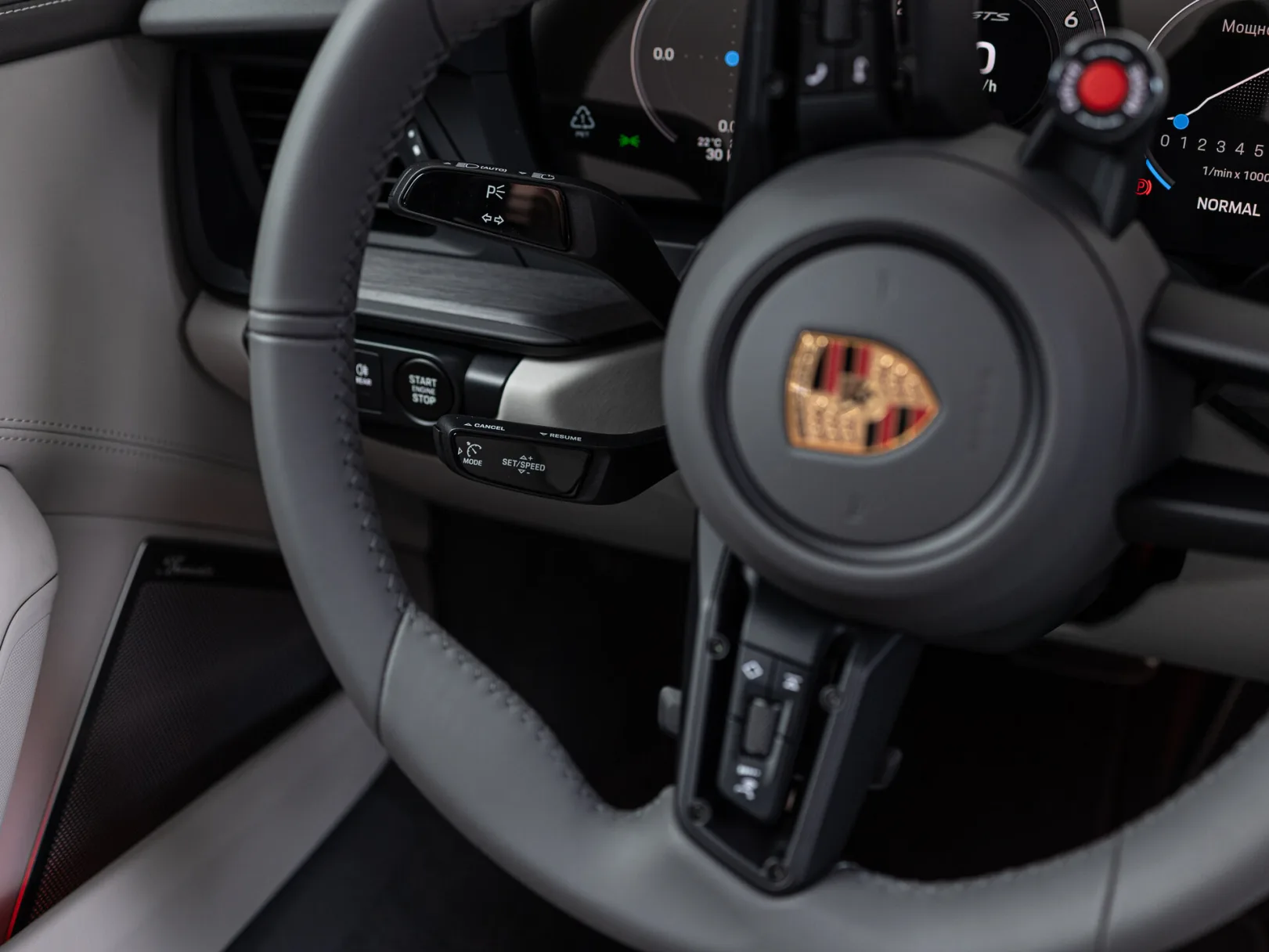 Porsche 911 Carrera 4 GTS VIII (992) Рестайлинг, 2025 — экстерьер, фото 22