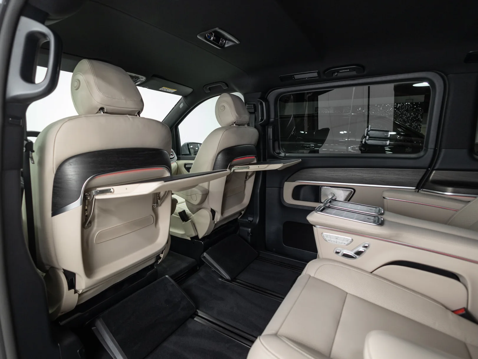 Mercedes-Benz V-Класс Exclusive III (W447) Рестайлинг 2, 2026 — экстерьер, фото 30