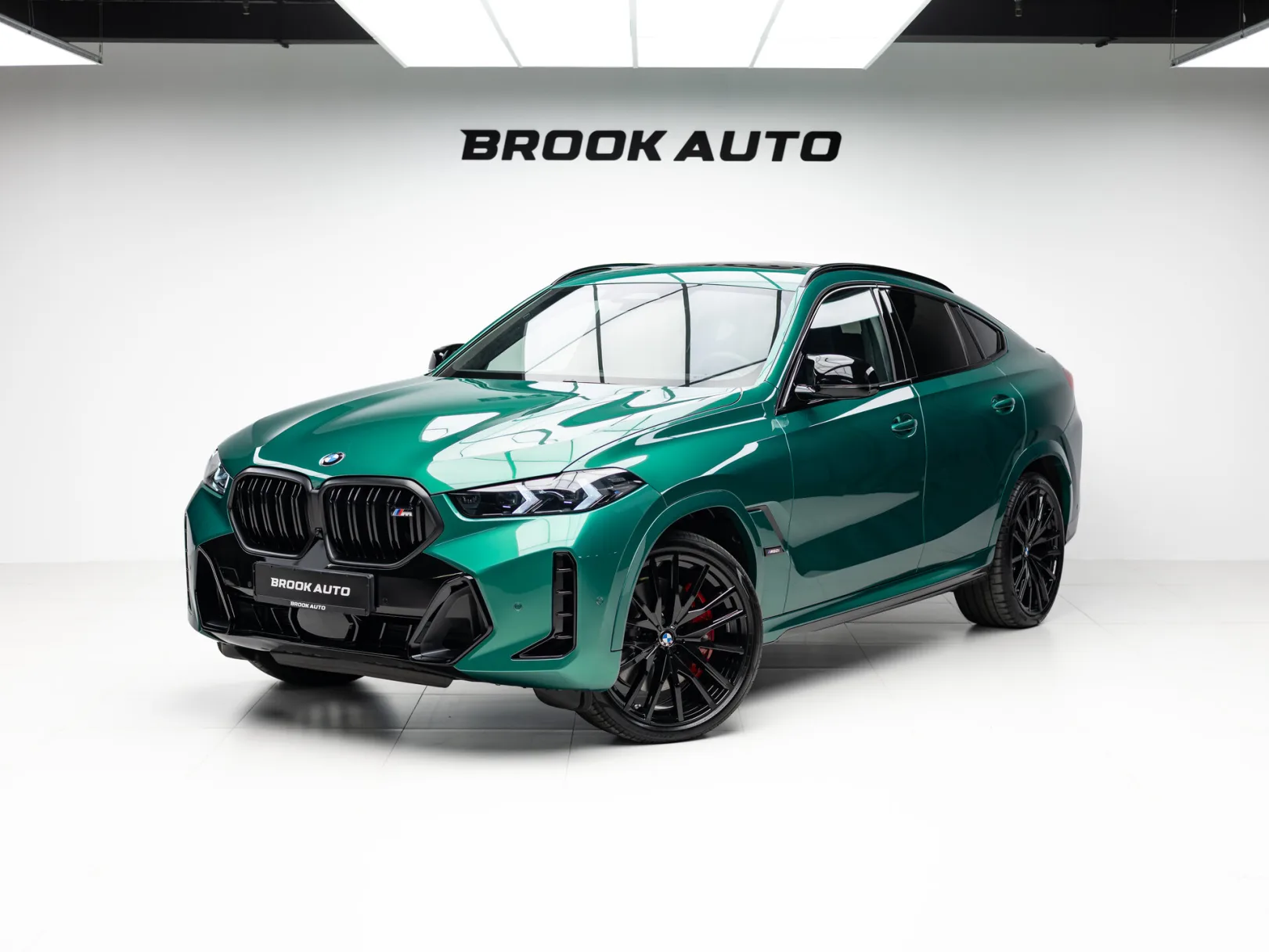BMW X6 M60i III (G06) Рестайлинг, 2025 — экстерьер, фото 1