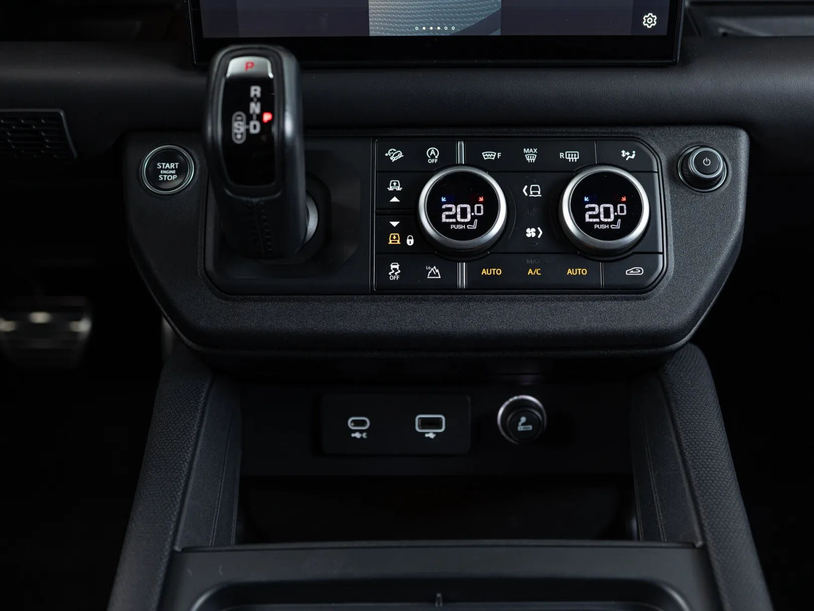 Land Rover Defender Bond Edition II, 2021 — экстерьер, фото 18