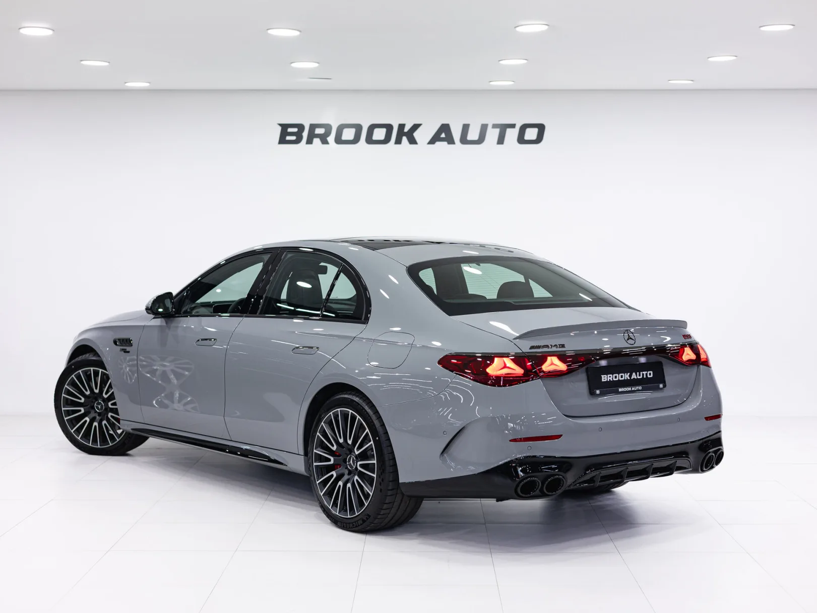 Mercedes-Benz E-Класс AMG E 53 4MATIC+ VI (W214), 2025 — экстерьер, фото 6