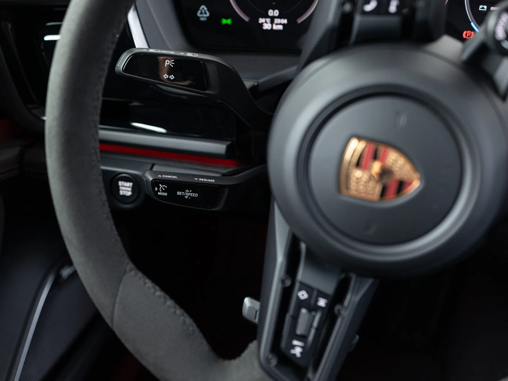 Porsche Panamera GTS III, 2025 — экстерьер, фото 16