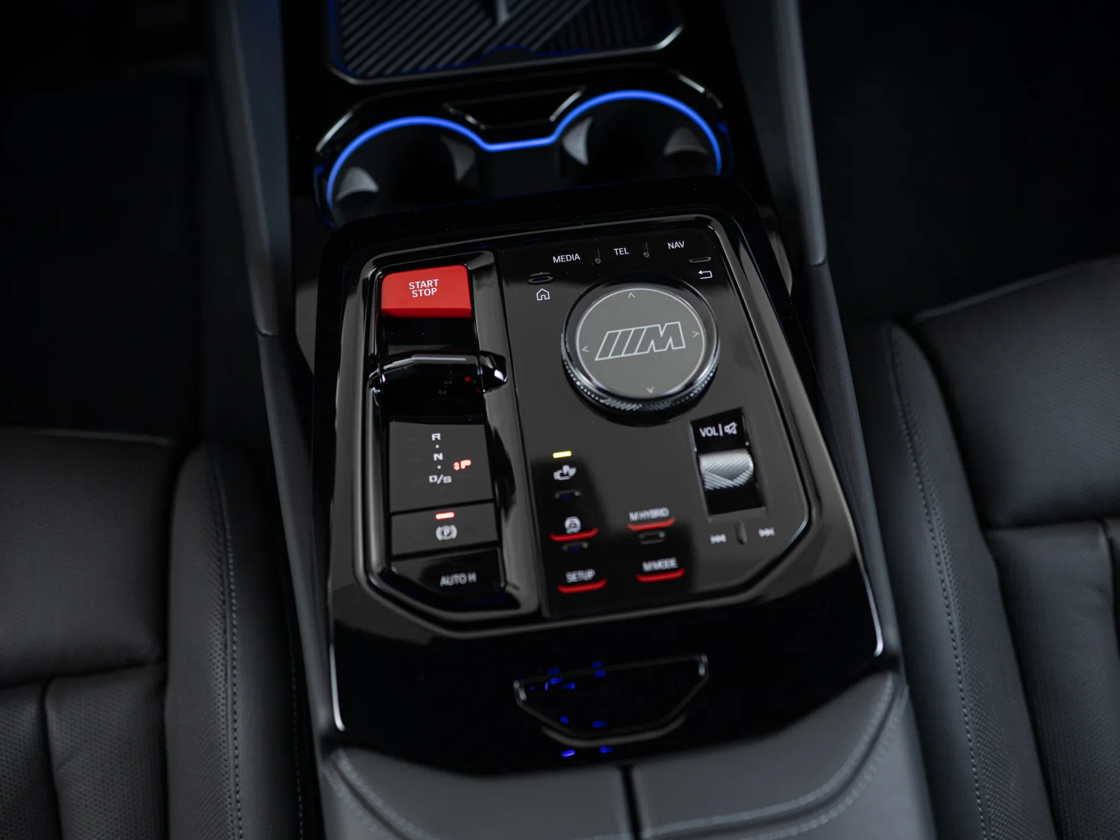 BMW M5 VII (G90), 2025 — экстерьер, фото 18