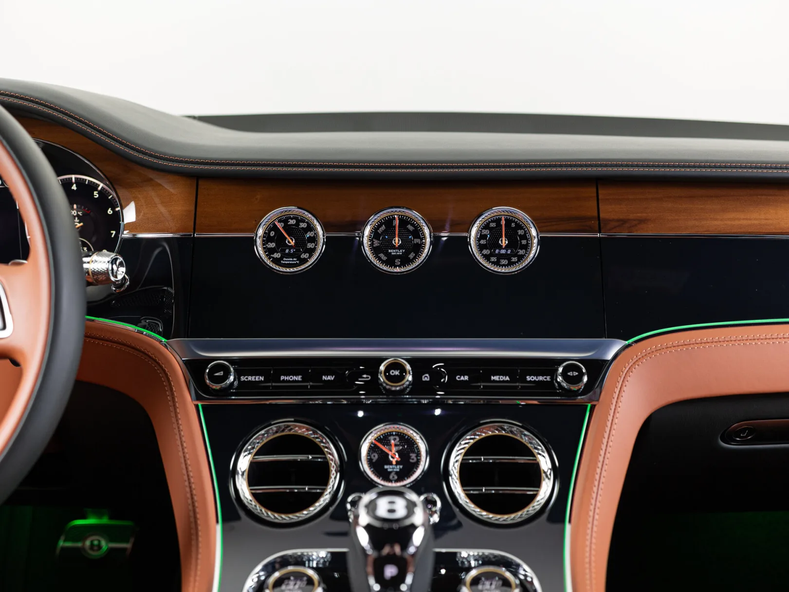 Bentley Continental GT III, 2021 — экстерьер, фото 20