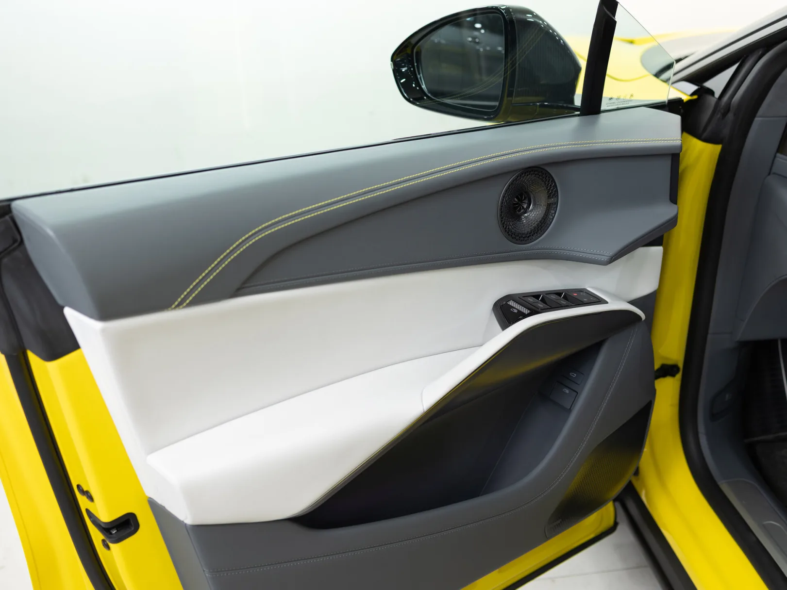 Lotus Eletre R+ I, 2023 — экстерьер, фото 8