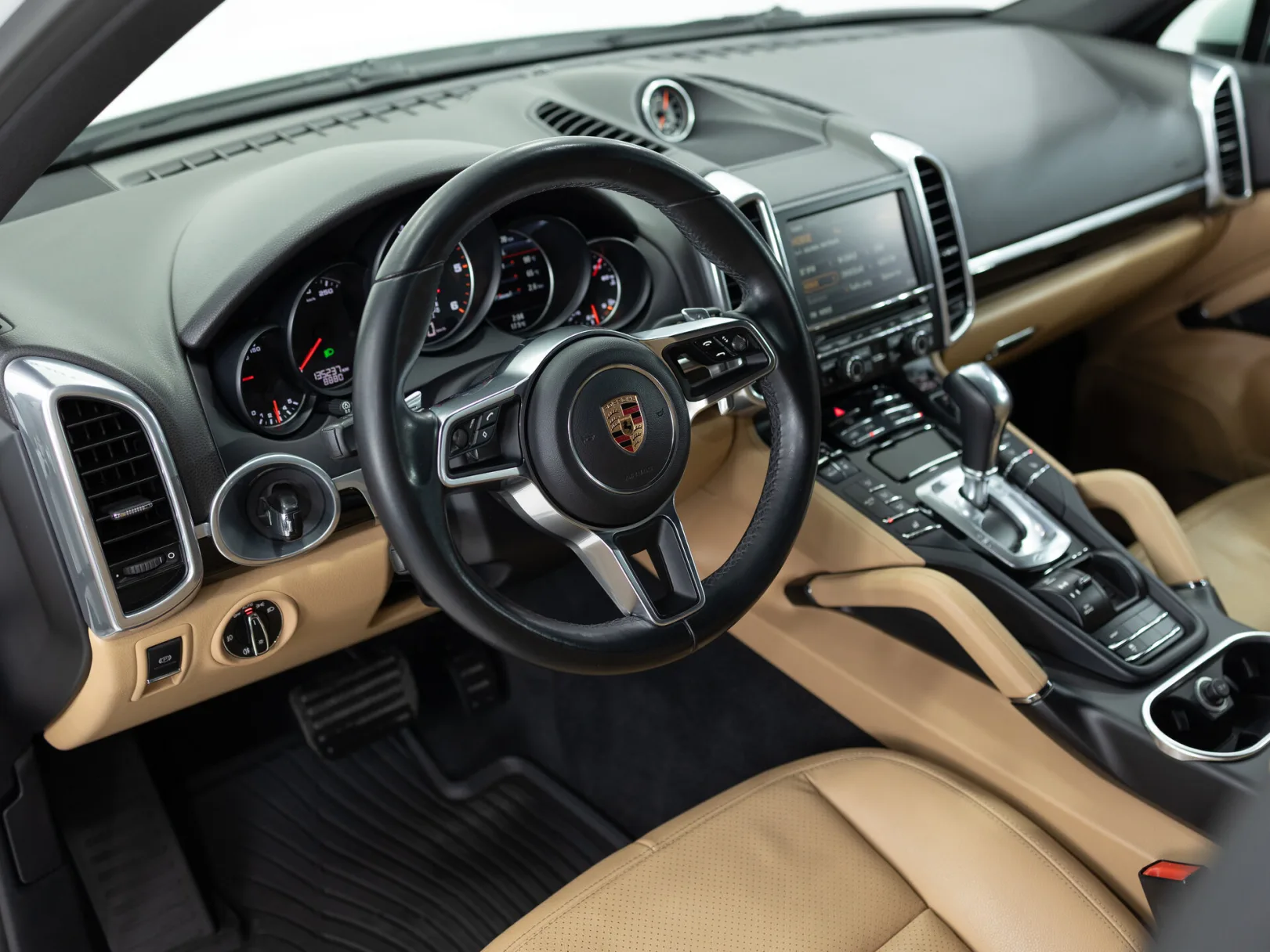 Porsche Cayenne II Рестайлинг (958), 2016 — экстерьер, фото 12
