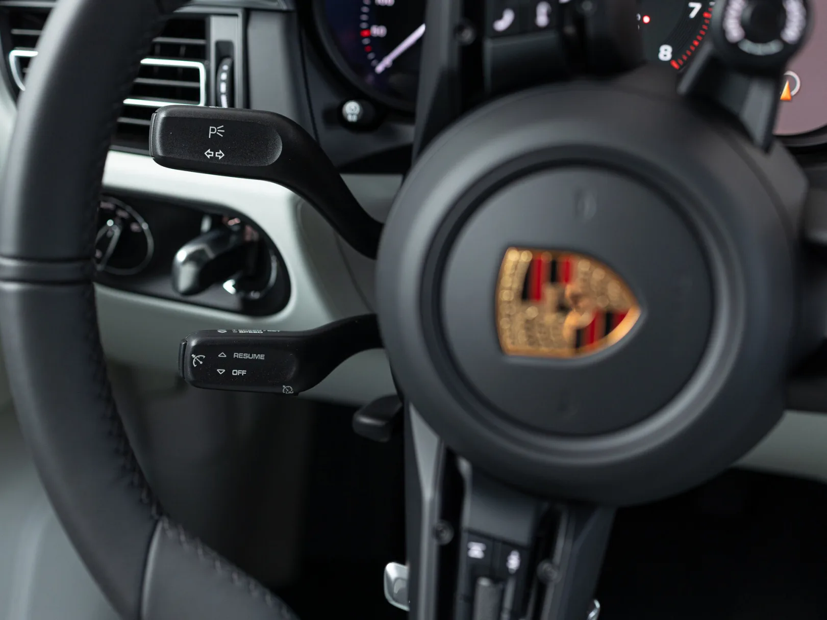 Porsche Macan T I Рестайлинг 2, 2025 — экстерьер, фото 17