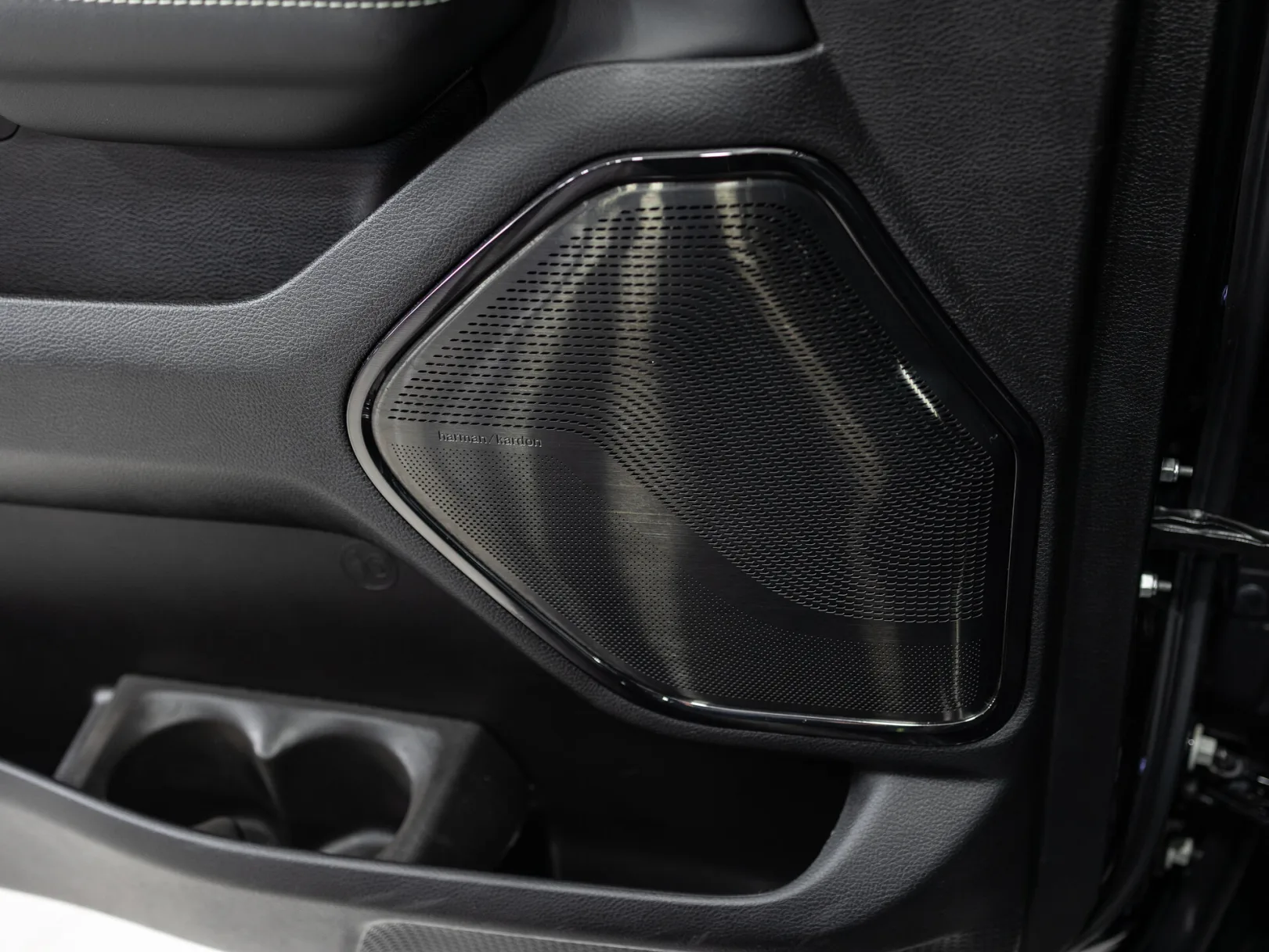 Ram 1500 Limited V Рестайлинг, 2024 — экстерьер, фото 10