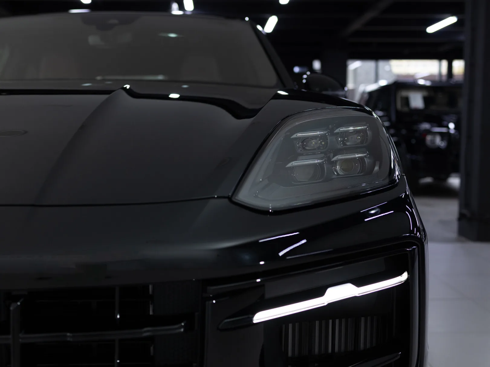 Porsche Cayenne GTS Coupé III Рестайлинг, 2024 — экстерьер, фото 31