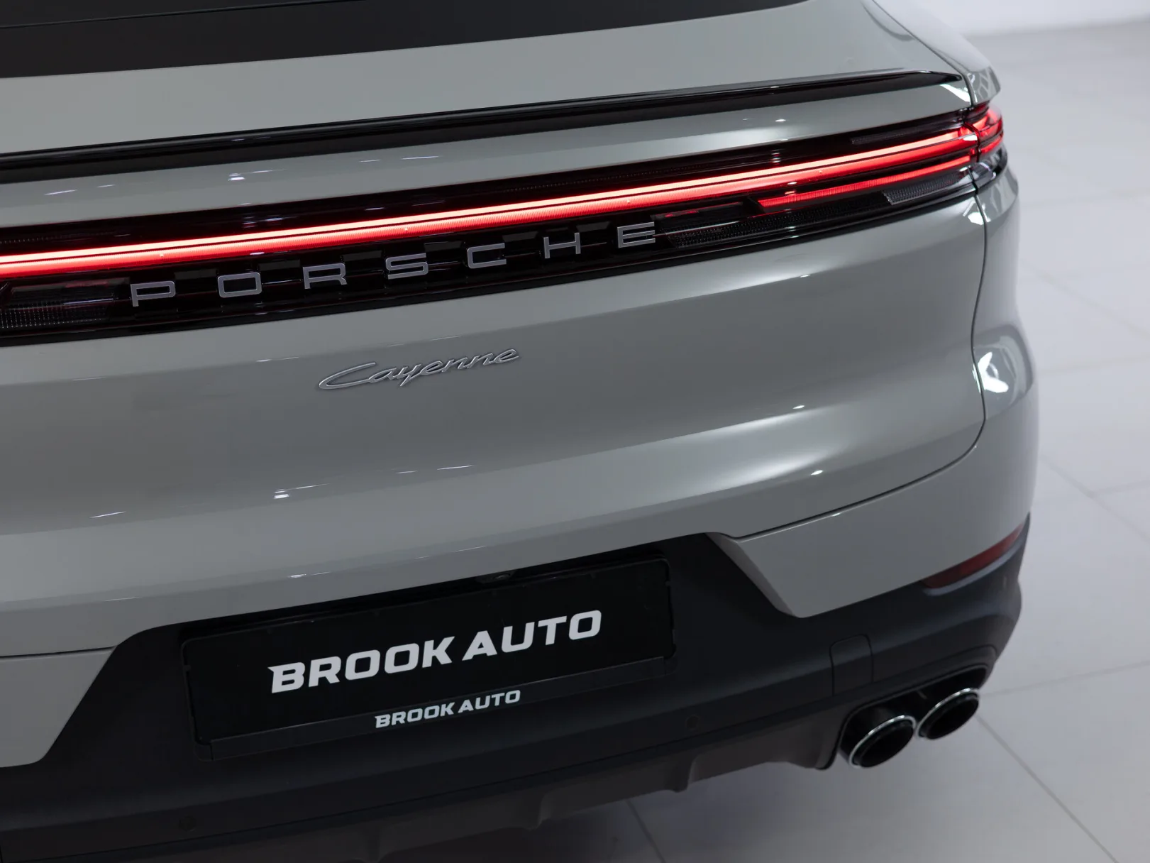 Porsche Cayenne Coupé III Рестайлинг, 2025 — экстерьер, фото 31