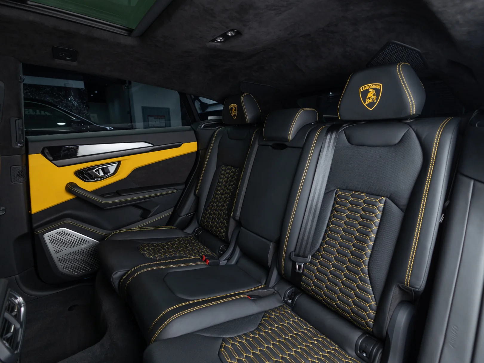 Lamborghini Urus Individual I, 2021 — экстерьер, фото 34