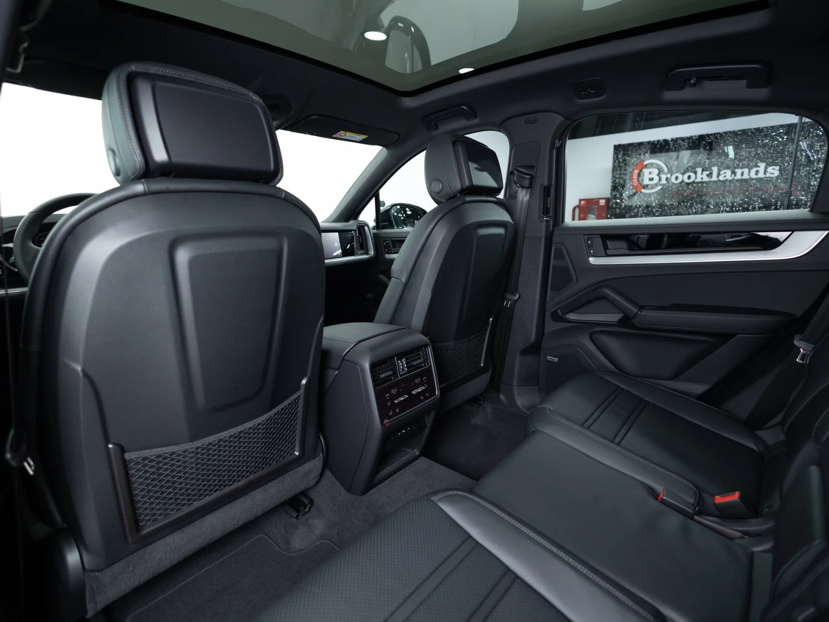 Porsche Cayenne Coupé III Рестайлинг, 2024 — экстерьер, фото 22