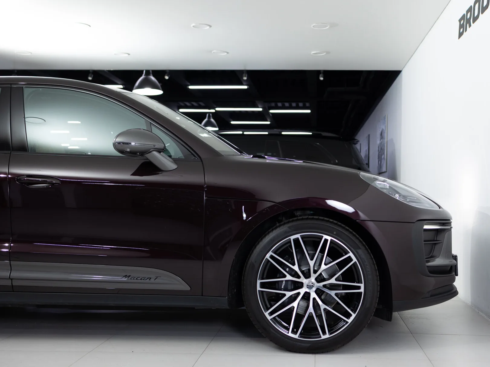 Porsche Macan T I Рестайлинг 2, 2025 — экстерьер, фото 27